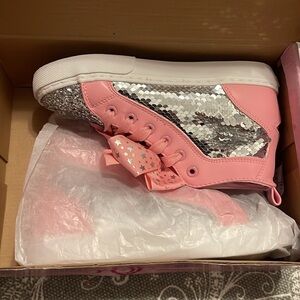 JOJO Siwa sneakers